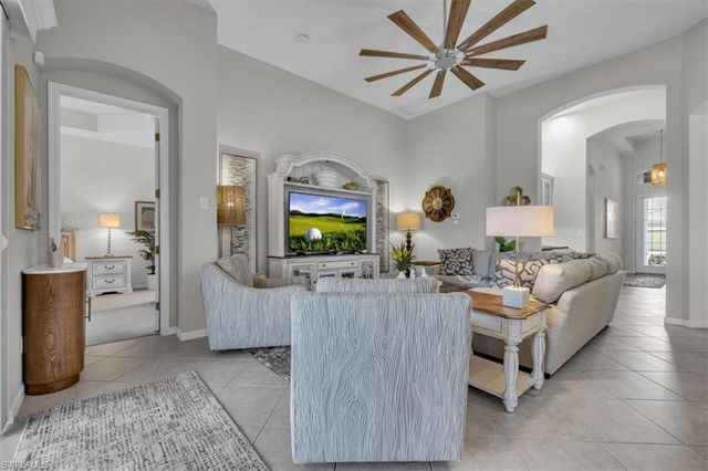 3750 Lakeview Isle CT, Fort Myers, FL 33905