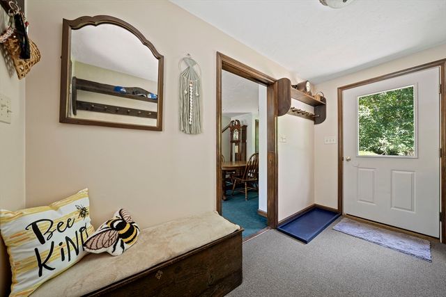 12 Walnut Rd, Norwell, MA 02061