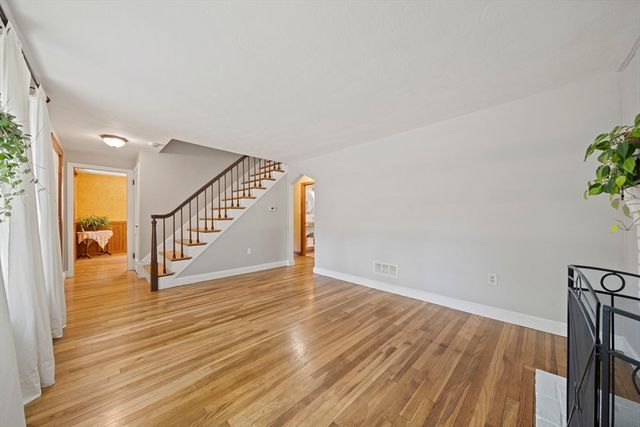 12 Walnut Rd, Norwell, MA 02061
