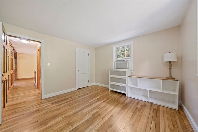 12 Walnut Rd, Norwell, MA 02061
