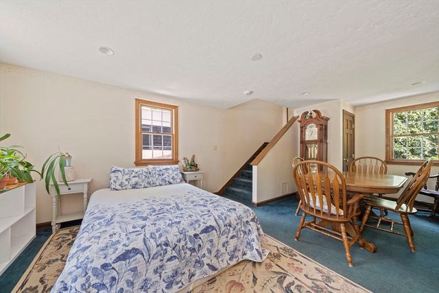 12 Walnut Rd, Norwell, MA 02061