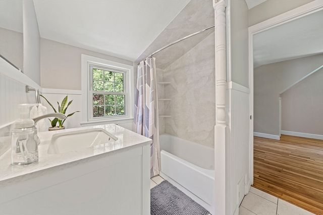 12 Walnut Rd, Norwell, MA 02061