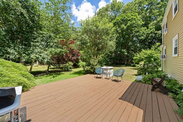 12 Walnut Rd, Norwell, MA 02061