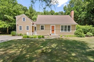 12 Walnut Rd, Norwell, MA 02061