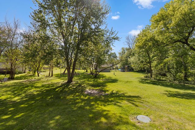 9825 Debbie Lane, Machesney Park, IL 61115
