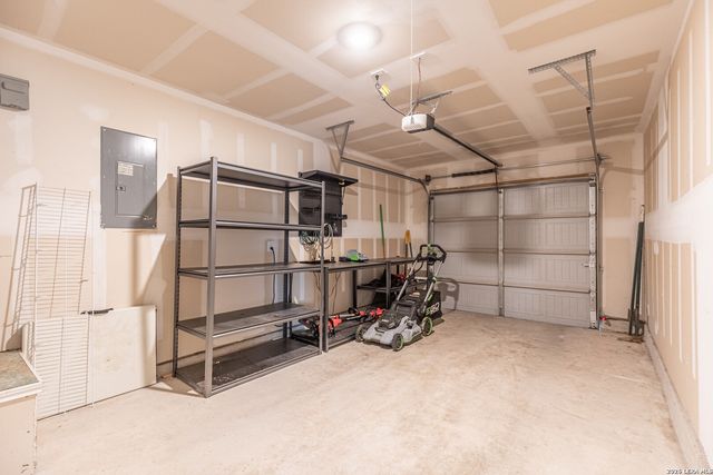5810 MACHAELA TRCE, San Antonio, TX 78242