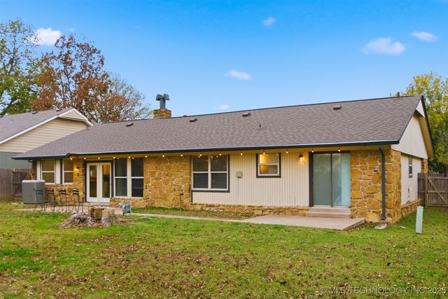 7004 E 93rd Street, Tulsa, OK 74133