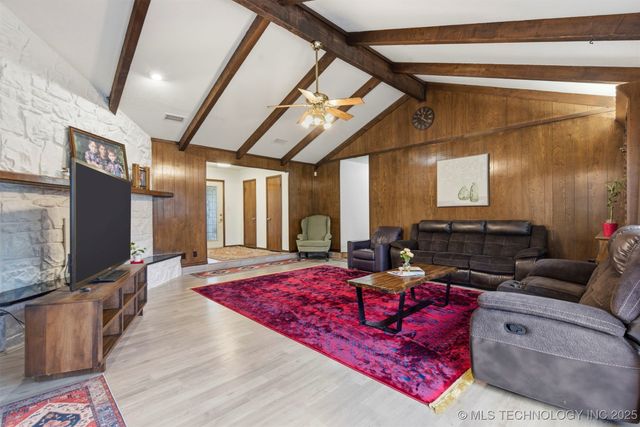 7004 E 93rd Street, Tulsa, OK 74133