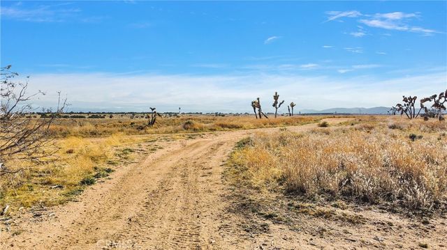 0 Heartland Circle, Oak Hills, CA 92344