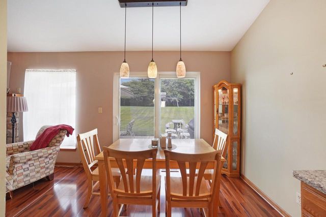 1100 E Keri LANE, Oak Creek, WI 53154