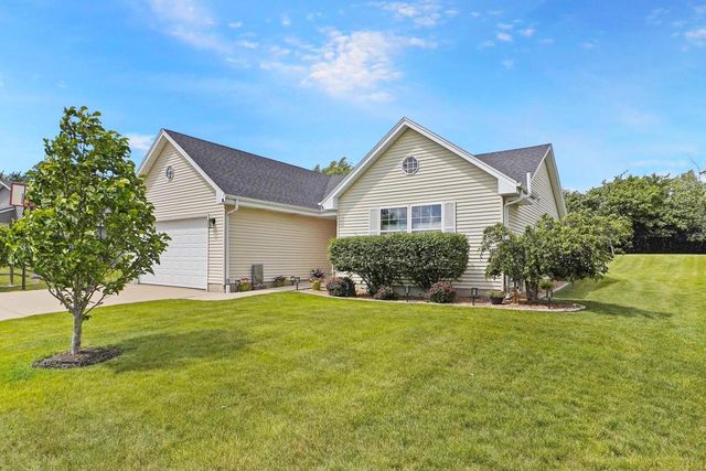 1100 E Keri LANE, Oak Creek, WI 53154