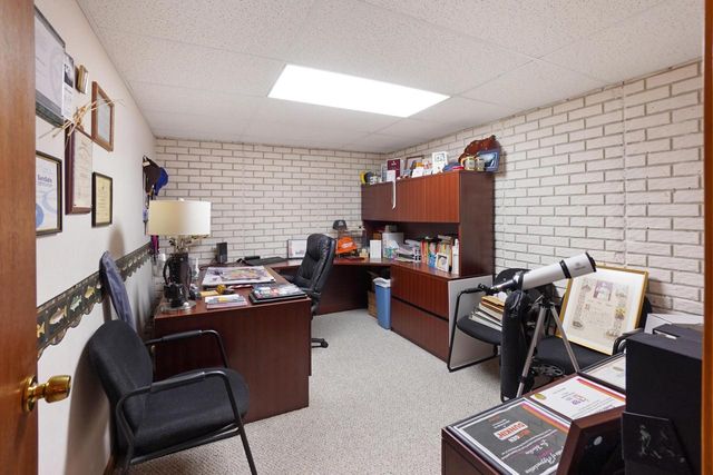 1100 E Keri LANE, Oak Creek, WI 53154