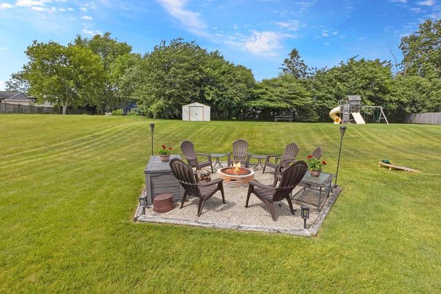 1100 E Keri LANE, Oak Creek, WI 53154