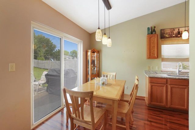 1100 E Keri LANE, Oak Creek, WI 53154