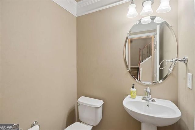 2253 Limehurst Drive, Atlanta, GA 30319