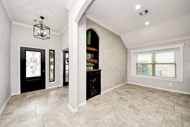 3825 Enchanted Timbers Lane, Spring, TX 77386