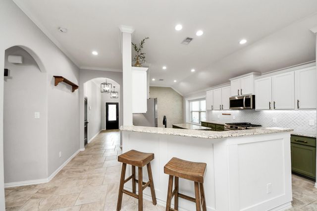 3825 Enchanted Timbers Lane, Spring, TX 77386