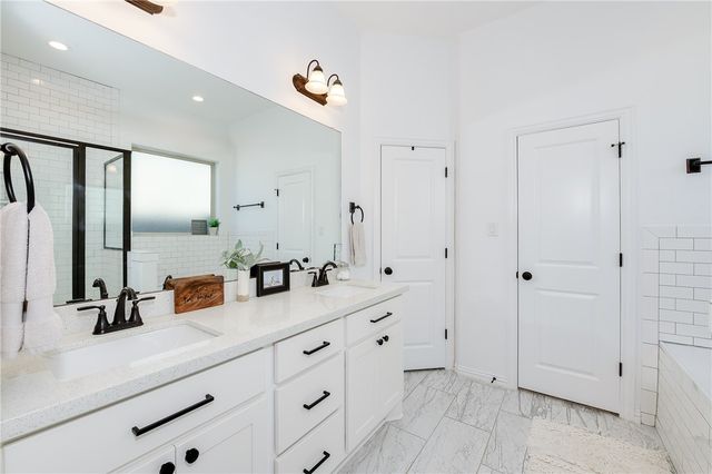 6344 Spartan Drive, College Station, TX 77845