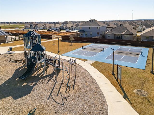 6344 Spartan Drive, College Station, TX 77845