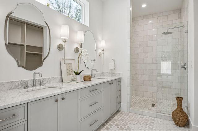 1811 Bermuda Street, Dallas, TX 75214