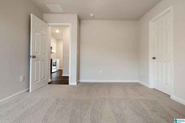 323 AMBER AVENUE, Calera, AL 35040