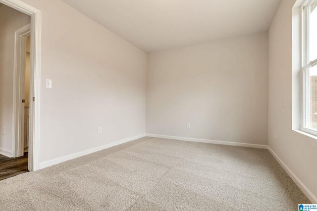 323 AMBER AVENUE, Calera, AL 35040