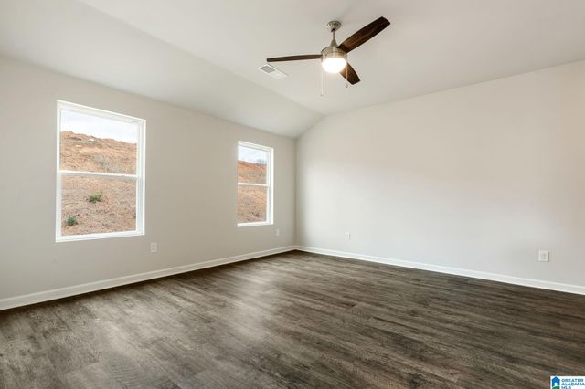 323 AMBER AVENUE, Calera, AL 35040