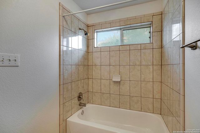 15210 Fall Bluff, San Antonio, TX 78247