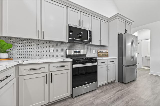 31807 Charter Lane, Waller, TX 77484
