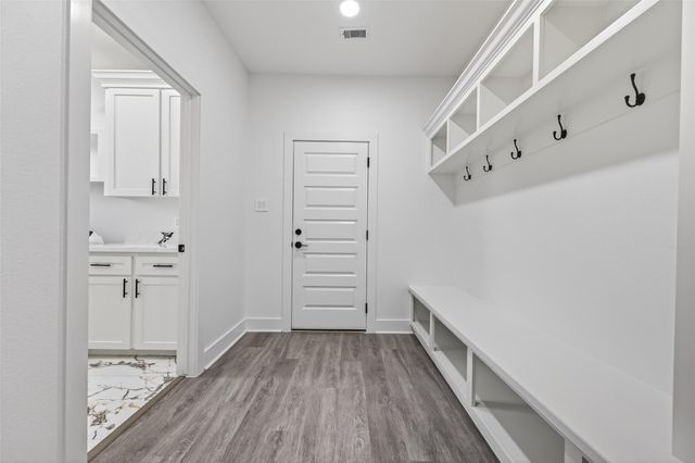31807 Charter Lane, Waller, TX 77484