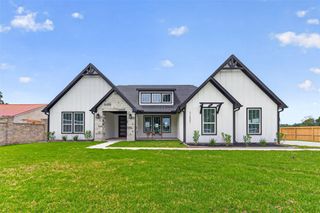 31807 Charter Lane, Waller, TX 77484