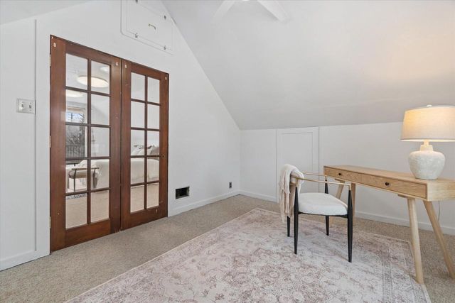 2319 E Eden PLACE, Saint Francis, WI 53235