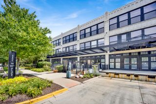 1151 W 14th Place 209, Chicago, IL 60608