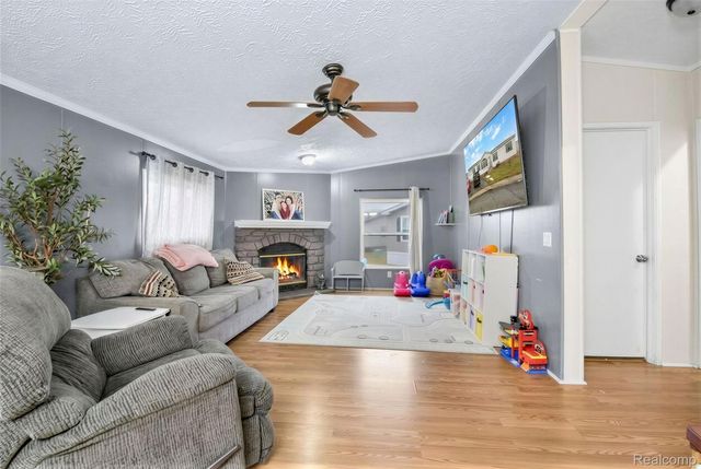 2330 CHARTER OAK Court, Berlin Charter Township, MI 48166