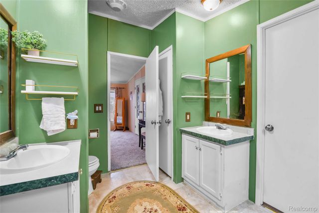 2330 CHARTER OAK Court, Berlin Charter Township, MI 48166