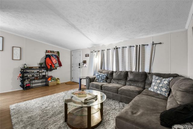 2330 CHARTER OAK Court, Berlin Charter Township, MI 48166