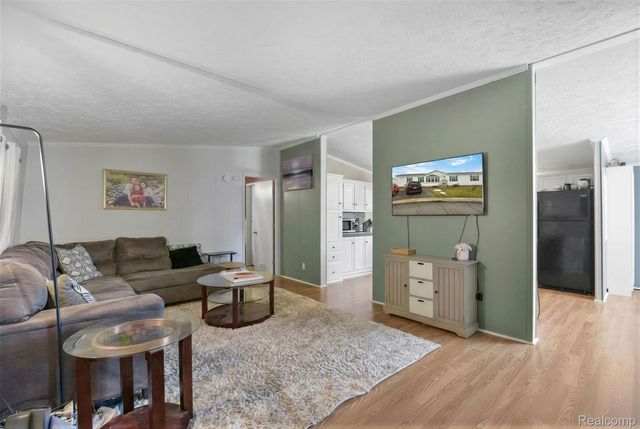 2330 CHARTER OAK Court, Berlin Charter Township, MI 48166