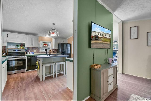 2330 CHARTER OAK Court, Berlin Charter Township, MI 48166