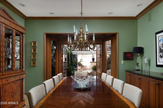 3042 N MANOR Drive E, Phoenix, AZ 85014