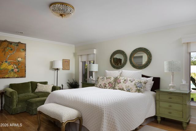 3042 N MANOR Drive E, Phoenix, AZ 85014