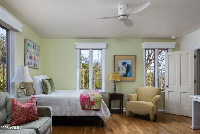 3042 N MANOR Drive E, Phoenix, AZ 85014