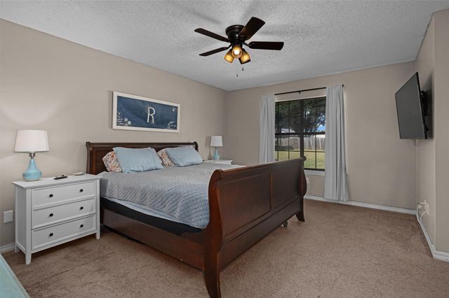 5215 Foxglove Drive, Bossier City, LA 71112