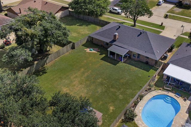 5215 Foxglove Drive, Bossier City, LA 71112