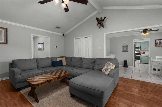 5215 Foxglove Drive, Bossier City, LA 71112