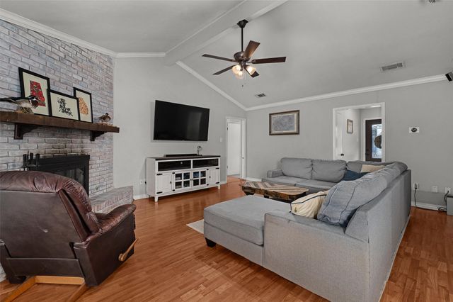 5215 Foxglove Drive, Bossier City, LA 71112