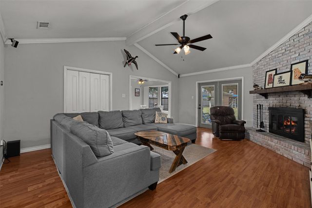5215 Foxglove Drive, Bossier City, LA 71112