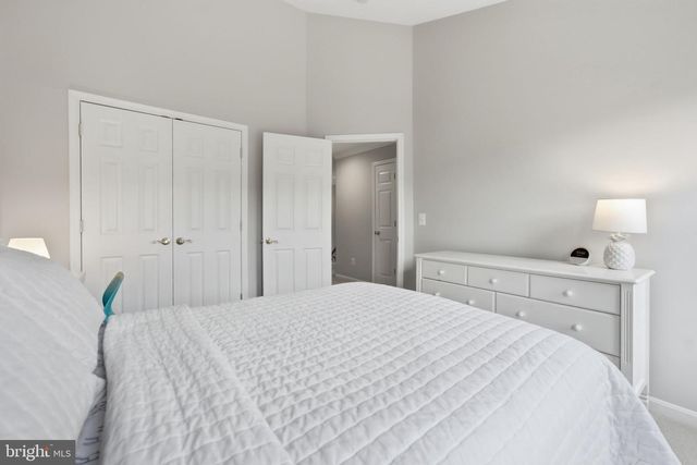 18430 MONTVIEW SQ, Leesburg, VA 20176
