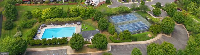 18430 MONTVIEW SQ, Leesburg, VA 20176
