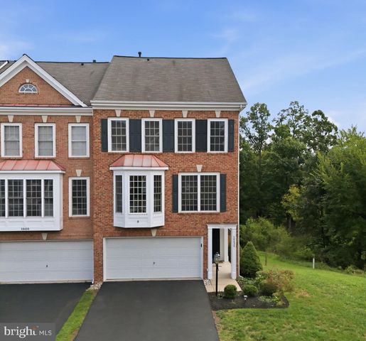 18430 MONTVIEW SQ, Leesburg, VA 20176