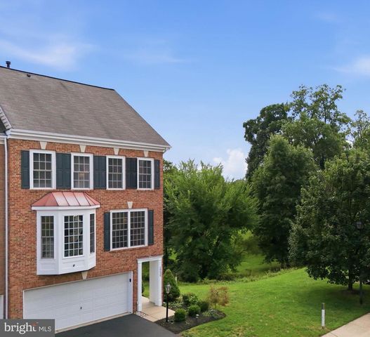 18430 MONTVIEW SQ, Leesburg, VA 20176